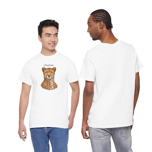 T-shirt met realistische cheetah-afbeelding, ideaal cadeau voor natuurliefhebbers, gemaakt van zwaar katoen. afbeelding 2