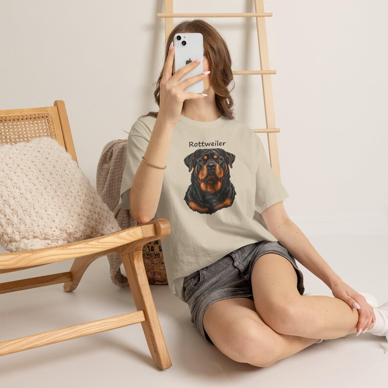 Rottweiler Portrait T-Shirt, Realistic Rottie Lover Gift, Rottweiler Mom Dad Tee image 9
