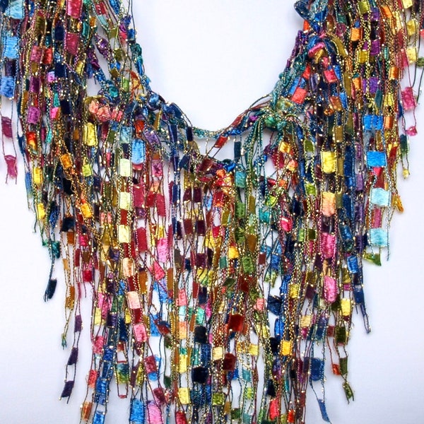 Collier écharpe multicouche, collier écharpe coloré, cadeau unique pour les femmes qui aiment les écharpes, collier arc-en-ciel multicolore