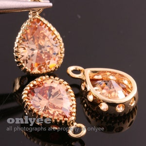 2pcs-15mmX9mmGold plated Brass crystal CZ Cubic Zirconia teardrop charms, bridal / wedding jewelry pendants-Peach(M362G-B)