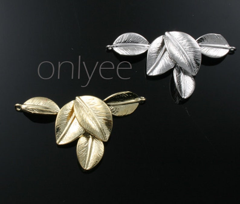 2pcs30mmx25mm 14K Gold Plated Over Brass Five Leaves Etsy