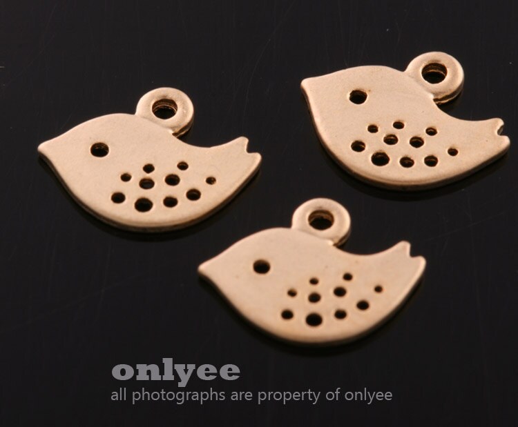大人気アイテム 4pcs-10.4mmx8.4mmmatte Silver Brass Lovely Mini Skylark アクセサリー