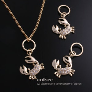 2pcs-27mmX14mmMicro pave Rhodium plated high grade beads Lovely Crab pendant, CharmK533S image 2