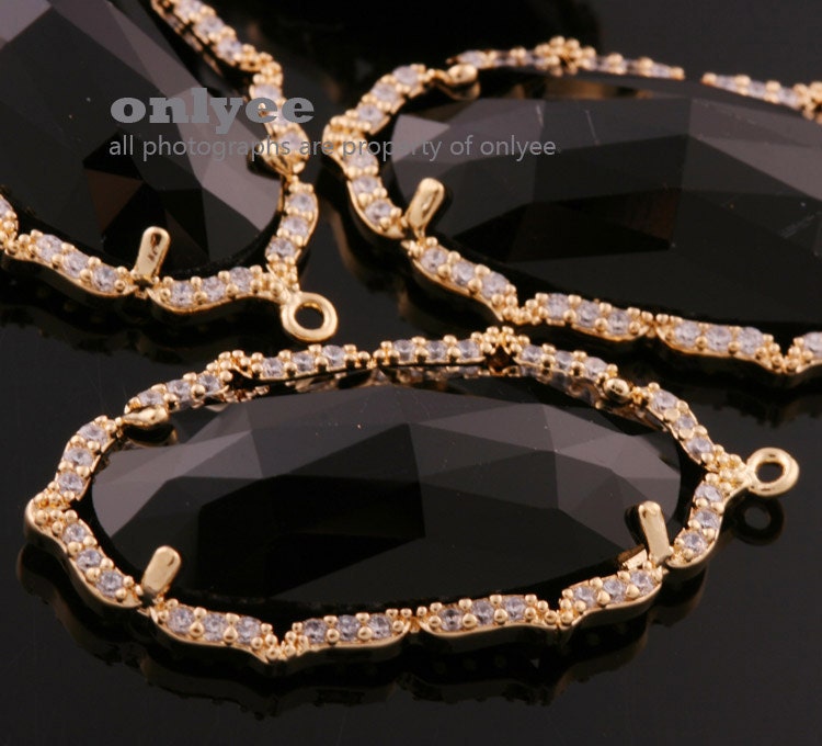 でおすすめアイテム。 Faceted 2pcs-33mmx13mmrhodium Large Cubic Oval With Glass クレンジング・メイク落とし