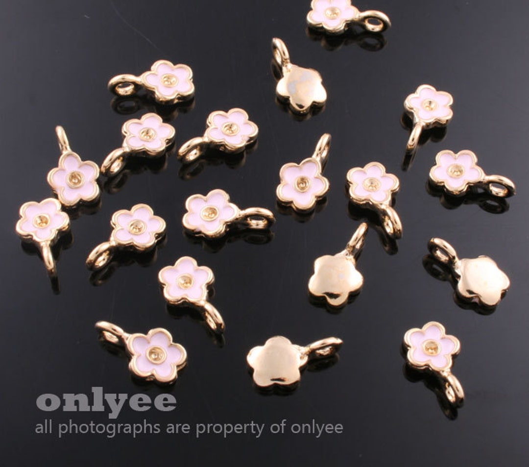 4pcs -11mmx6mm Gold Plated Over Brass Daisy With Pink Enamel