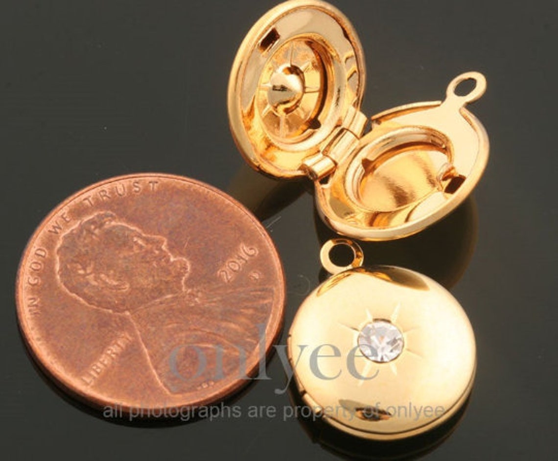 Mini Locket Gold 2pcs-15mmx12mm Bright Gold Plated Over Brass Simple Mini Locket Charm ...