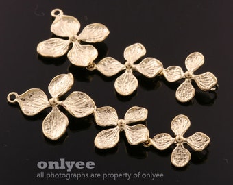 2pcs-42mmX15mm Gold plated over Brass Triple Azalea  Flower connectors (K599G)