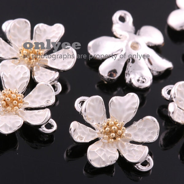 20Pcs -16mmX13mm Silver Plated over Brass Daisy with Ivory Enamel Conncetor-Ivory0103(K643-0S)