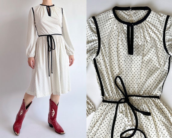 Vintage 70s off-white & black semi-sheer bishop s… - image 1