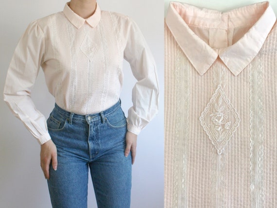 Vintage 80s pale pink semi-sheer lace rose appliq… - image 1