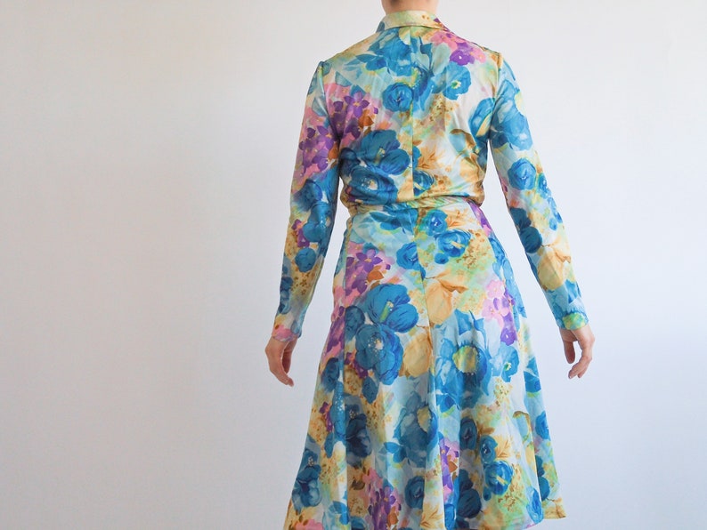 Groovy vintage 70s psychedelic floral novelty top & skirt two piece set image 5