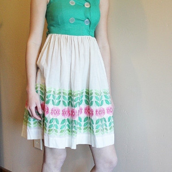 1960s Cotton Dress Embroidered Flowers // High Waisted // Folk Dress // Size XS/SM