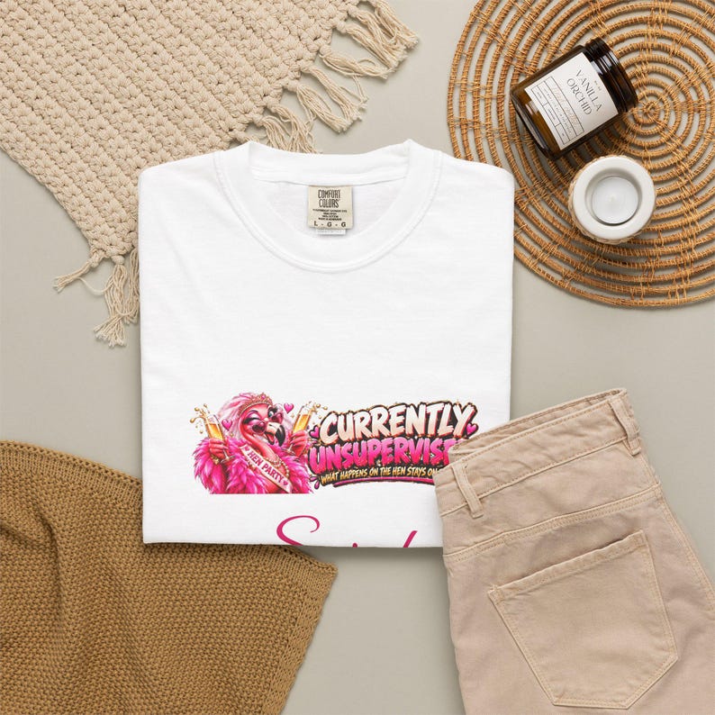 Personalised Currently Unsupervised Hen Party T-Shirt, Custom Name Hen Do Shirt, Funny Flamingo Hen Tee 画像 4
