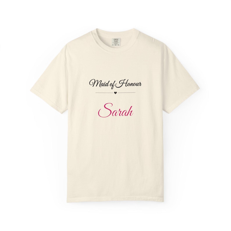 Gepersonaliseerd T-shirt voor de bruidsmeisje, T-shirt met eigen naam voor de bruidsmeisje, elegant T-shirt met sierlijke letters voor het vrijgezellenfeest, cadeau voor de bruidsmeisjes afbeelding 5