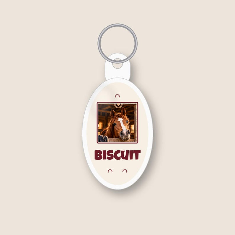 Gepersonaliseerde sleutelhanger met paardenfoto voor AirTag, houder voor AirTag met eigen naam, hoesje voor trackertag, cadeau voor paardensporters, cadeau voor paardenliefhebbers afbeelding 1