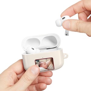 Funda personalizada para AirPods con foto de bebé, funda para auriculares con nombre personalizado, compatible con Pro y Gen 1-4, regalo para papá primerizo, regalo para mamá primeriza imagen 6