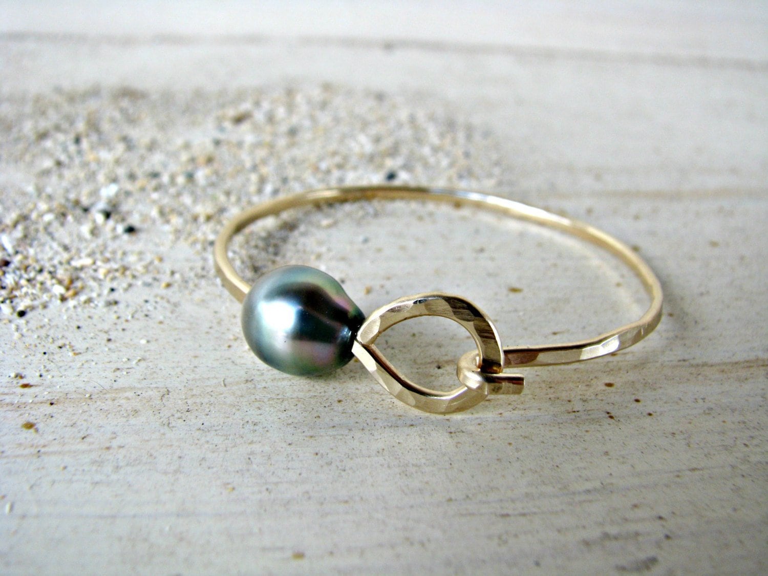 Tahitian Pearl Bangle, Tahitian Pearl Bracelet, Black Pearl Bangle, Black Pearl Bracelet, Peacock Pearl Bangle, Peacock Pearl Bracelet