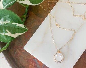 Smilie Pendant Necklace