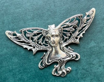 Sterling silver pew fairy pin