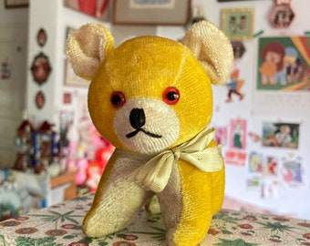 ぬいぐるみ Teddy bear vintage Japanese clothing Vtg Cute Japanese Vintage Bead Eyes Yellow Bear Stuffed Animal Plush