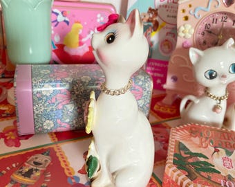 Kitschy 1960s Japan Kitschy Ceramic Cat Figurine Showa Vintage