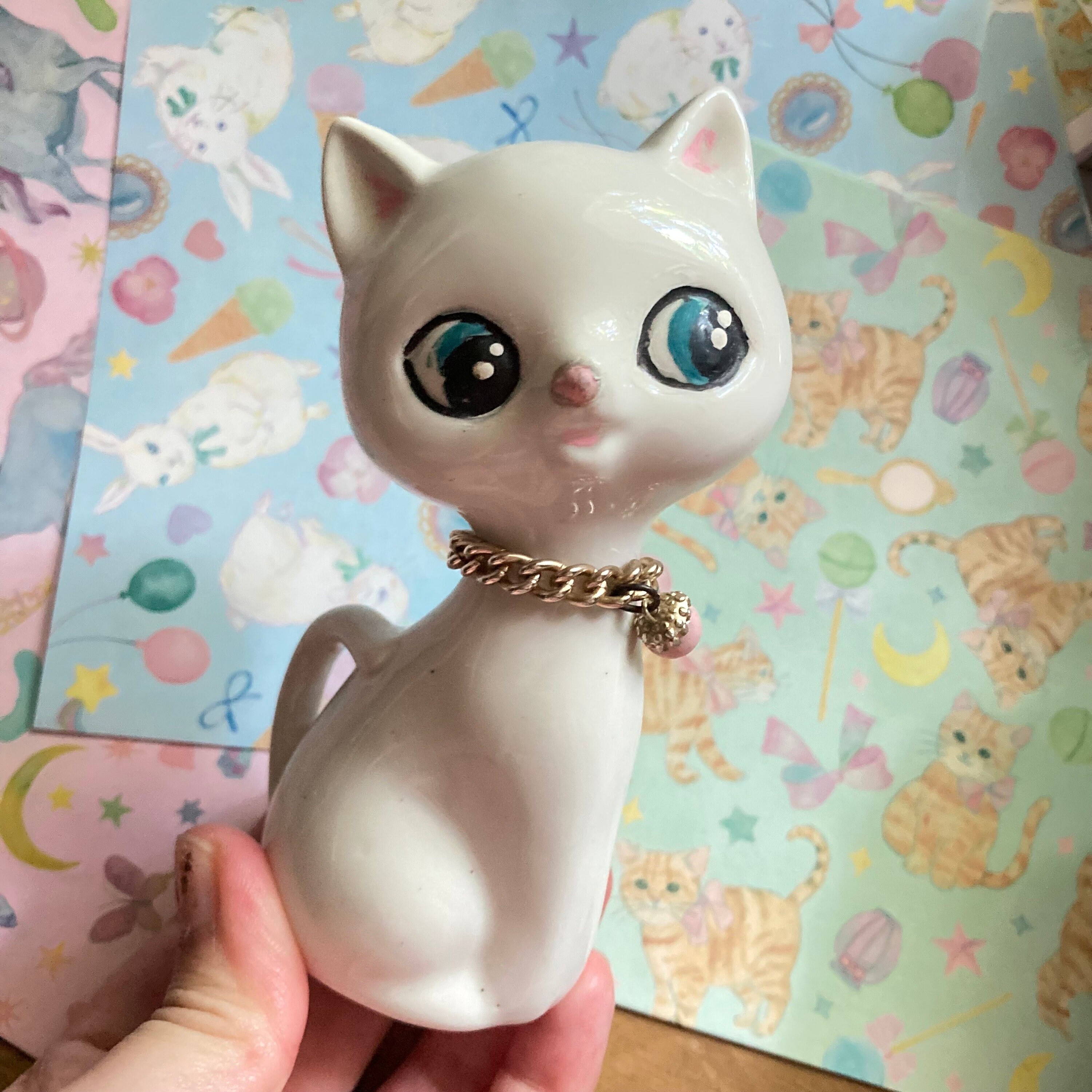 Cute Vintage 1960s White Kitty Cat OR Brown Fur Cat With Chain