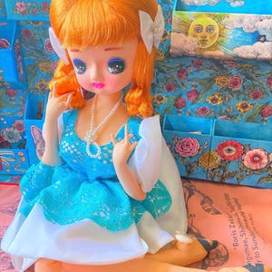 Cute vintage Sitting Blue Dress Pose Doll / Ayumi Uyama / Bradley Doll / Big Eye doll toy from Japan Showa retro 1960s