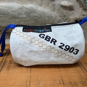 Funky Starfish Round Wash Bag