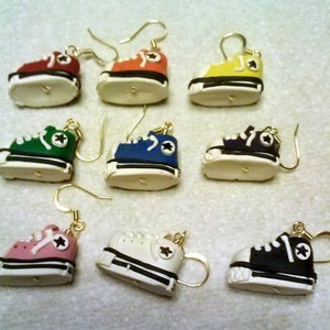 Ohrringe Converse High Top, alle Sterne Mix oder Match Clip oder Peirced