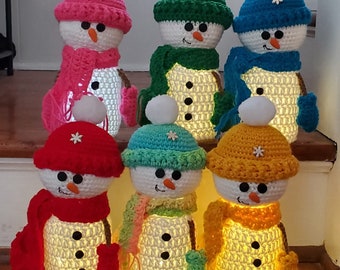 Snowman Lantern battery operated lights.  Hand crocheted crochet Weighted Mason Jay Holiday decoration decor glowing Fairy lights