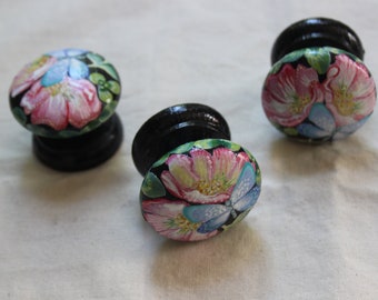 Large 50 mm knob, blue butterfly, pink flower knob, blue butterfly knob, butterfly knob, pink flowers, painted flowers, handles and pulls.
