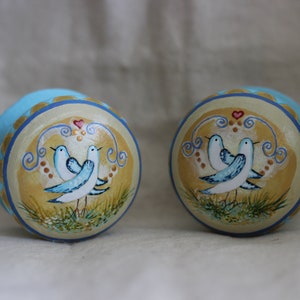 bird knob, rustic style, handles and pulls, rustic style handles, bluebird love heart, love heart knob, bird heart knobs, painted bird. image 5