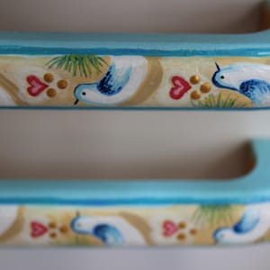 poignées pour armoires, tiroirs d’armoires, meubles peints, poignées d’armoires, boutons de tiroir, meubles, coffre en bois, boutons d’oiseau, boutons peints, b