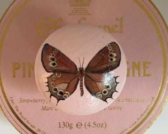 Replacement Knobs, Furniture Knobs, Hand Painted For The 'PAINTED LOOK.' Update & Upcycle Cabinets, Drawers, Dressers. Pale Pink Knob. 45mm.