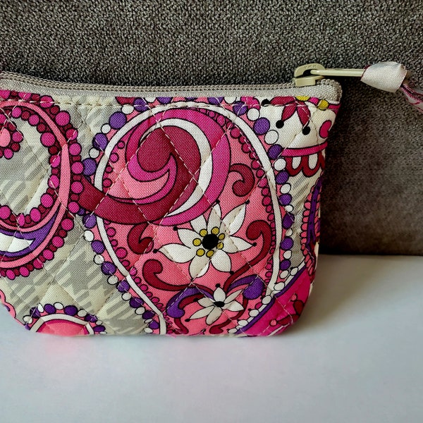 VERA BRADLEY Coin Purse / Paisley Meets Plaid Pattern / Small Pouch / Small Cosmetics Bag / Retired Design / Zippered / Vintage