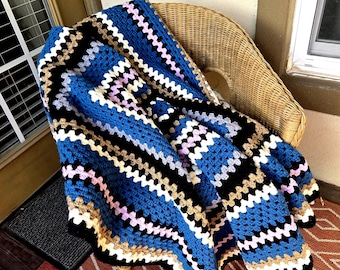 GRANNY SQUARES AFGHAN Crochet 50" Square Lap Rug Blanket Throw Vintage