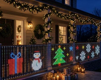 Può includere: Una ringhiera del portico decorata con una griglia di luci a LED che mostra icone natalizie colorate, tra cui un regalo rosso, un pupazzo di neve, un albero di Natale verde, stelle e fiocchi di neve. Lanterne e regali sul pavimento.