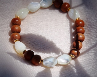 Bracelet extensible en bois de santal Pikake - Ho'olana
