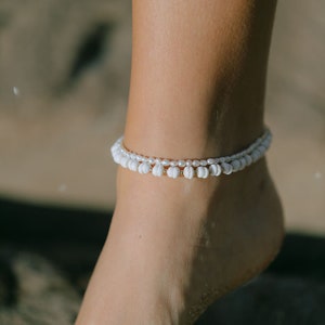 Gold Puka Shell Anklet - Kahale, Shell Anklet, White Shell Anklet, Beaded Anklet, Seashell Anklet, Hawaii Gift, Hawaii Anklet,Summer Jewelry