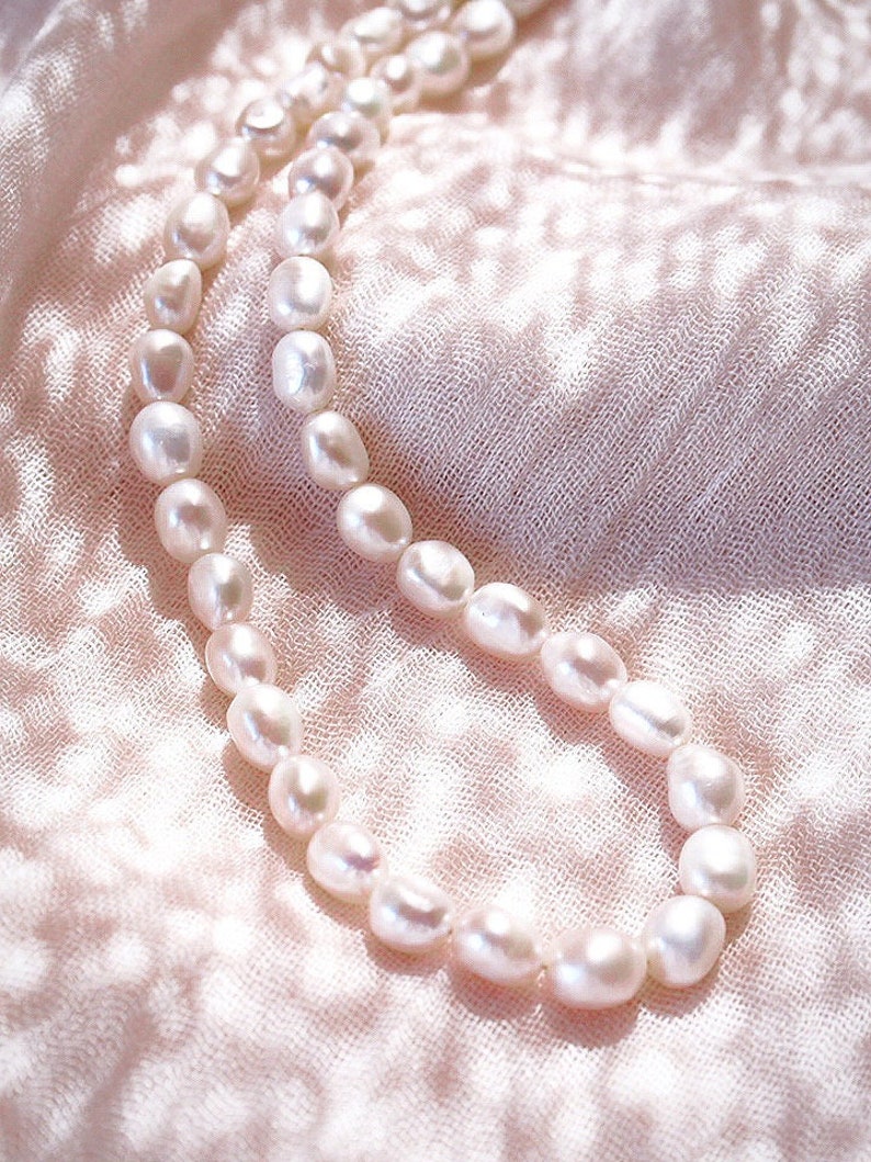 White Pearl Choker Necklace, Simple Pearl Necklace, Freshwater Pearl Necklace, Pearl Choker, Hawaii Bridesmaid Gift, Hawaii Wedding Necklace image 4
