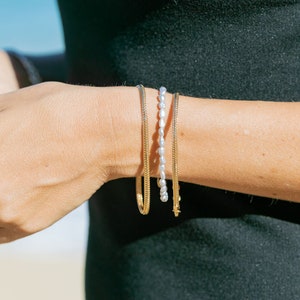 Dainty Gray Pearl Bracelet, Bracelet Gold, Dainty Pearl Jewelry