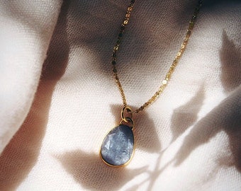 Tanzanite Pendant Necklace - Maka'alohi