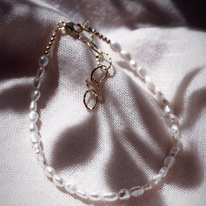 Dainty White Pearl Anklet Maile, Simple Pearl Anklet, White Pearl Anklet, Tiny Pearl Anklet, Hawaii Gift, Hawaii Anklet, Summer Jewelry image 7