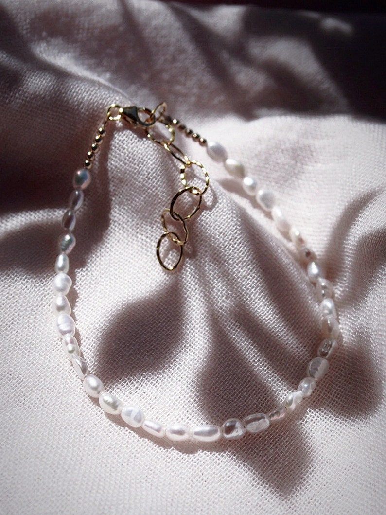 Dainty White Pearl Anklet Maile, Simple Pearl Anklet, White Pearl Anklet, Tiny Pearl Anklet, Hawaii Gift, Hawaii Anklet, Summer Jewelry image 7