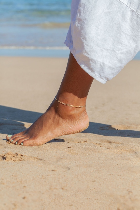 Gold Flat Figaro Chain Anklet Kaipo i Gold Anklet Gold Chain