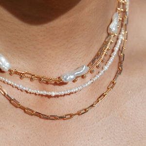Dainty Organic White Pearl Necklace, White Pearl Bead Necklace, Pearl Choker