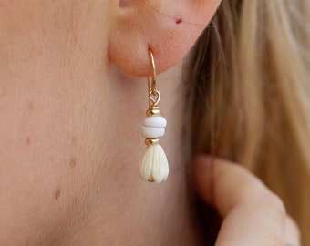 Gouden druppeloorbellen, Hawaï-oorbellen, Hawaï-sieraden, Jasmijnoorbellen