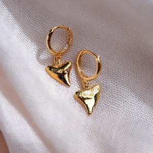 Gold Shark Tooth Hoop Earrings - Nahu