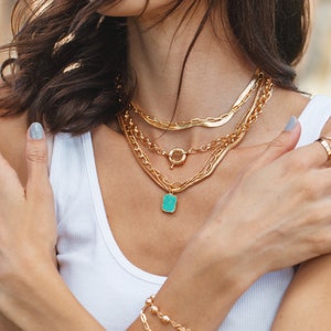 Howlite Turquoise Gemstone Gold Pendant Necklace, Turquoise gold necklace, gold pendant necklace