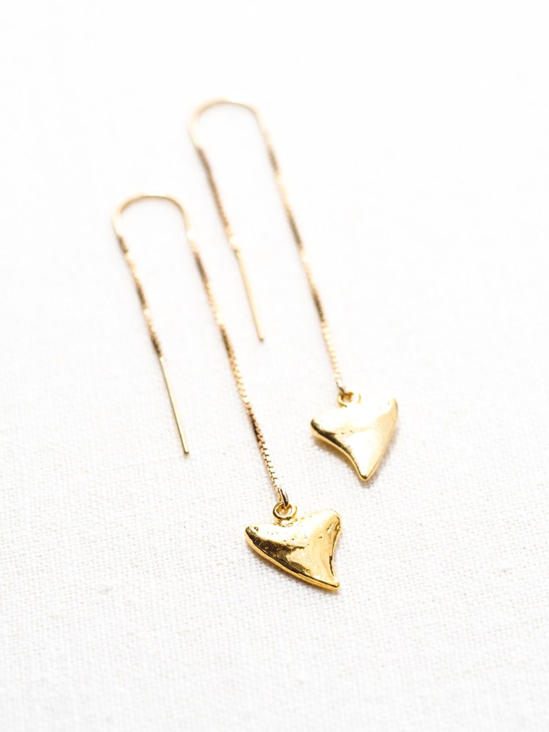 Mano Petite threader earrings Gold Ear Thread Earrings, Ear Threader Earrings, Shark Tooth Earrings, Gold Earrings, Gold Dangle Earrings image 2